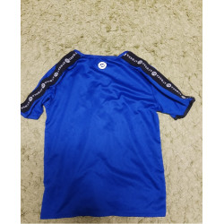 Blaues-Sportshirt_StS_9a_002